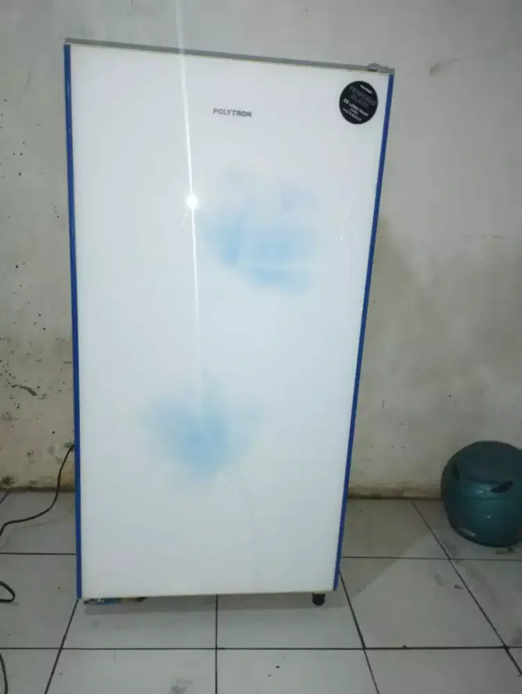 Di jual kulkas polytron 1 pintu