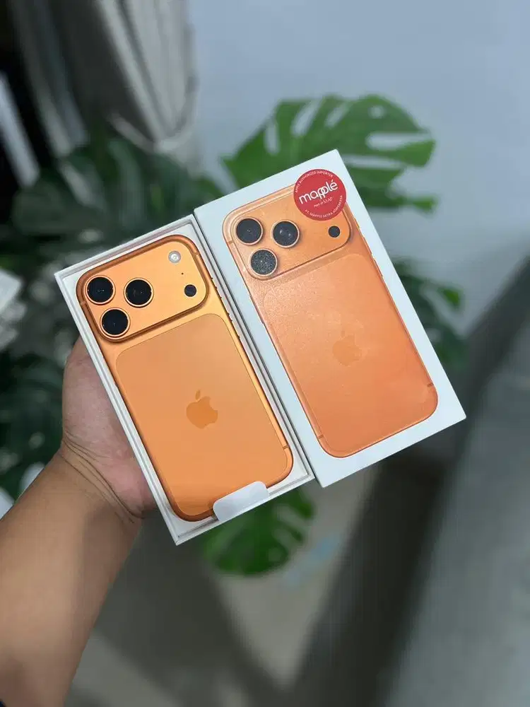 Iphone 17 Pro 256 2 minggu pakai like new garansi panjang sekali