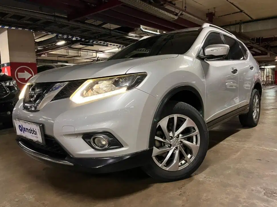 DP MURAH Nissan X-Trail 2.5 Bensin-AT 2015 WTYMGI