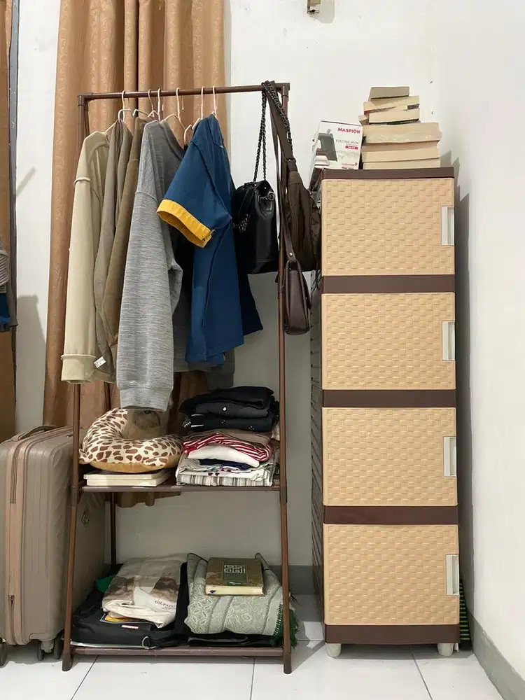 Lemari plastik+rak gantung