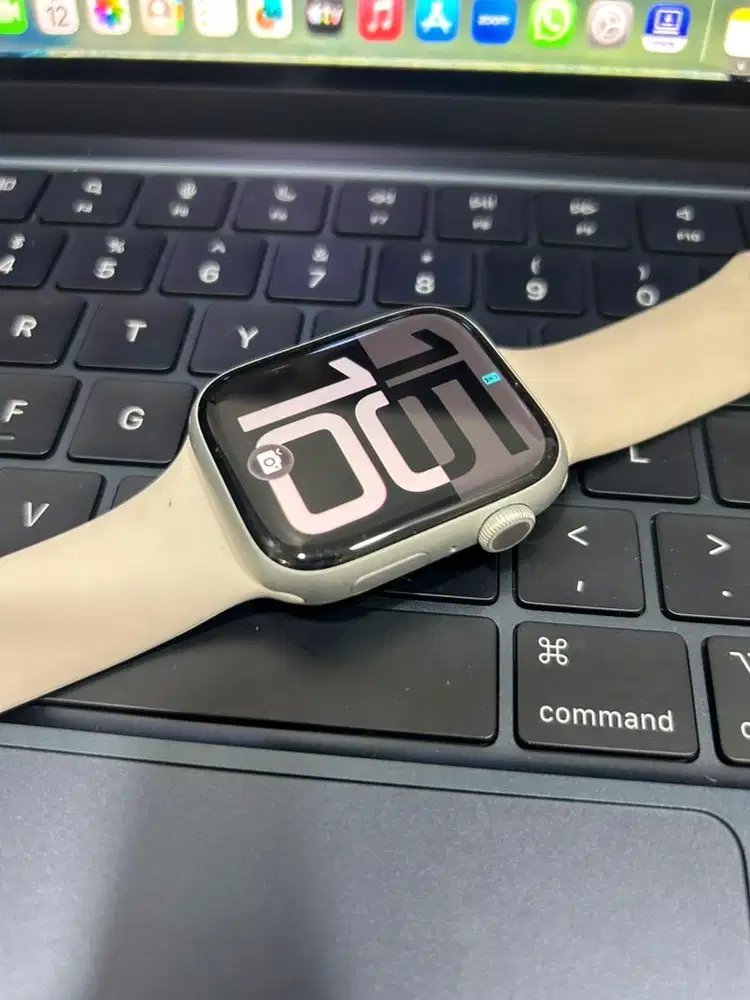 Apple Watch Series 8 45 mm