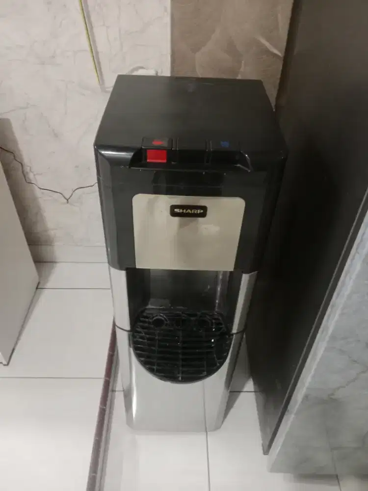 Dispenser Sharp SWD 70 EHBK Galon Bawah