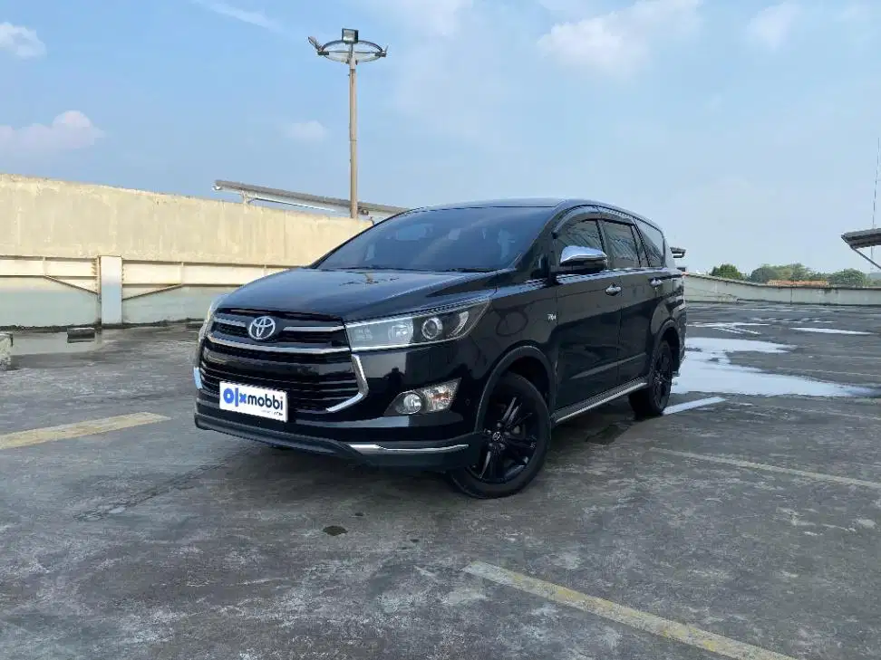 DP MURAH Toyota Kijang Innova 2.0 Venturer Bensin-AT 2019 CTZMLI