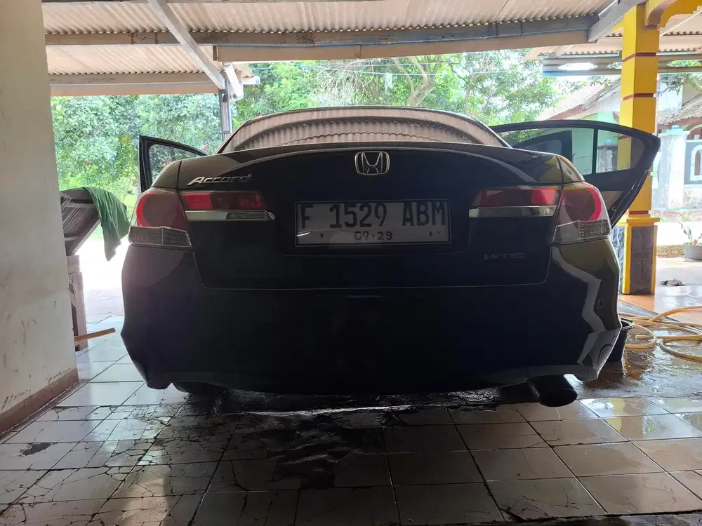 Honda Accord 2011 Bensin