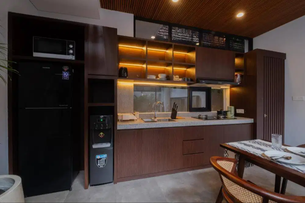 KITCHEN SET MEWAH FINISHING HPL