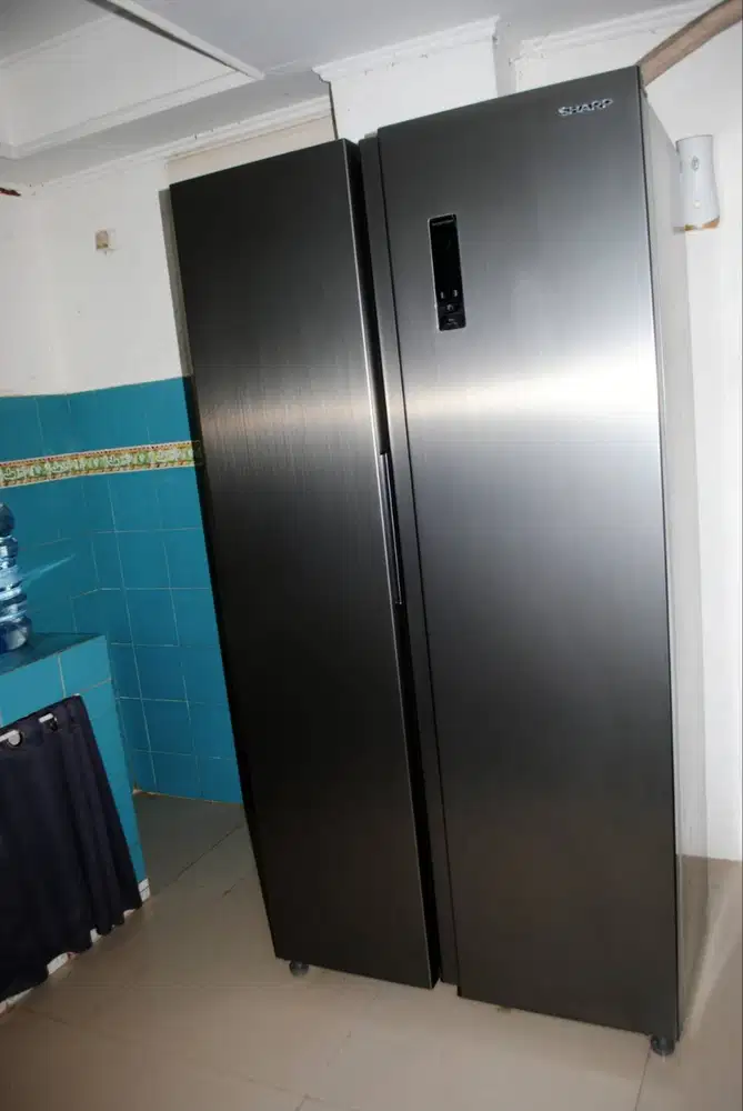 Sharp kulkas side by side Refrigerator Inverter