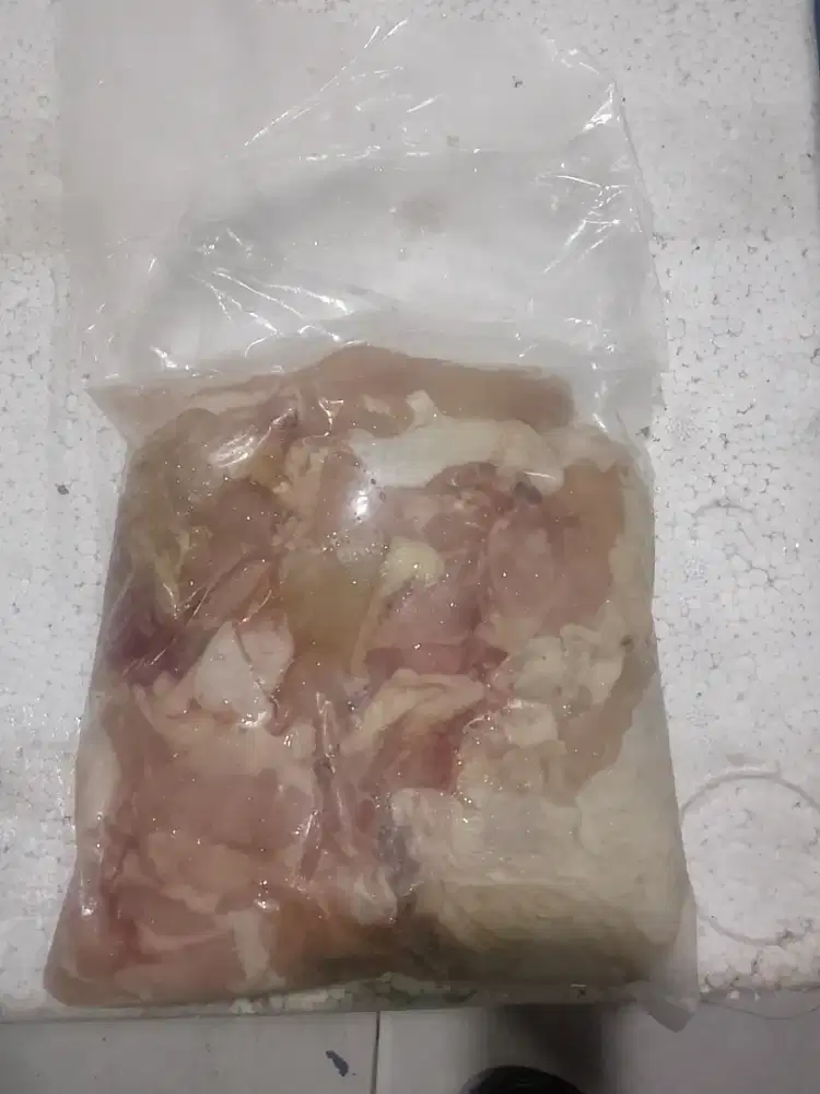 Frozen daging ayam (paha atas)