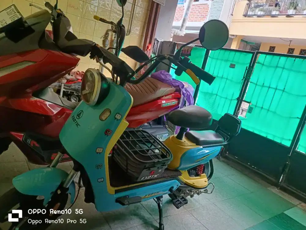 DIJUAL SEPEDA LISTRIK MERK EXOTIC TYPE REVOLVE PASIFIC