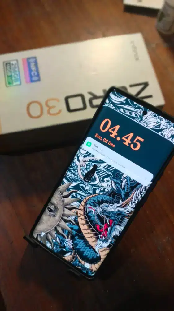 Infinix Zero 30 8+8/256GB curved