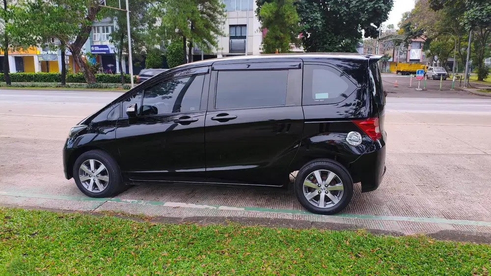 Honda Freed E PSD 2010