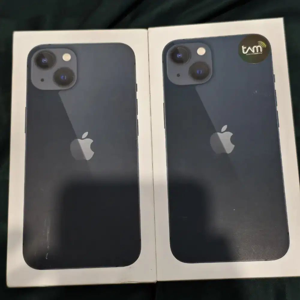 Iphone 13 midnight 128gb new segel garansi resmi ibox