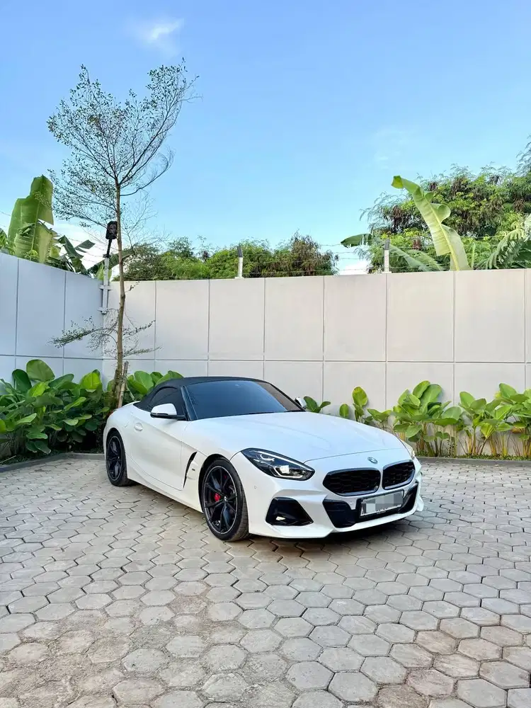 BMW Z4 M40i 2023 Roadster