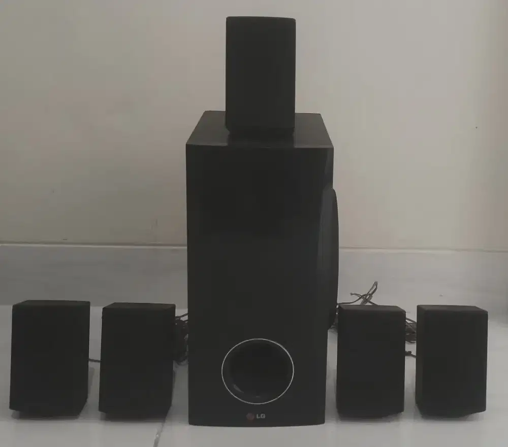 Speaker Home Theater LG 5in1
