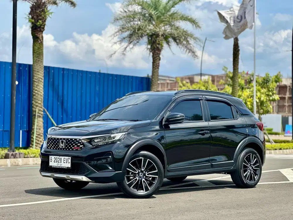 Honda WRV RS AT 2023 Pajak Panjang