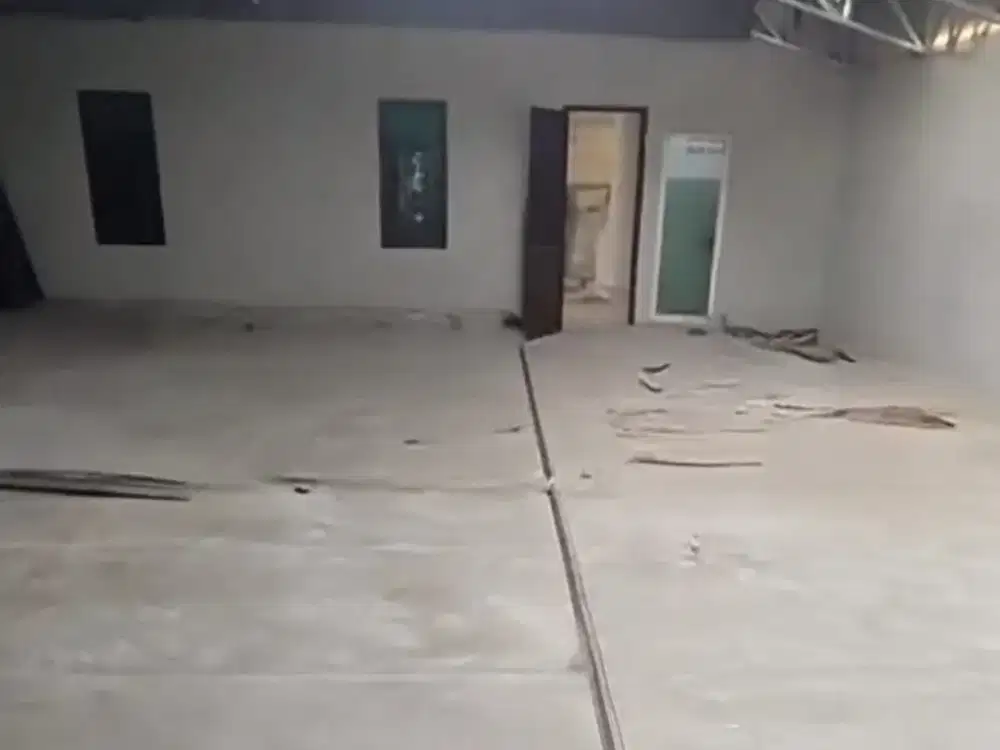 Ruang Usaha Workshop siap huni strategis di Raya Perjuangan Summarecon Bekasi