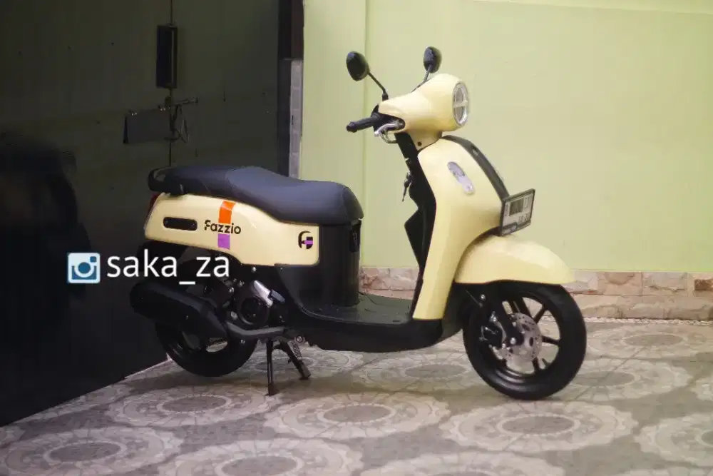 ( Baru 4 Bulan , Plat B ) Yamaha Fazzio Hybrid 2025 , fazzio 2025