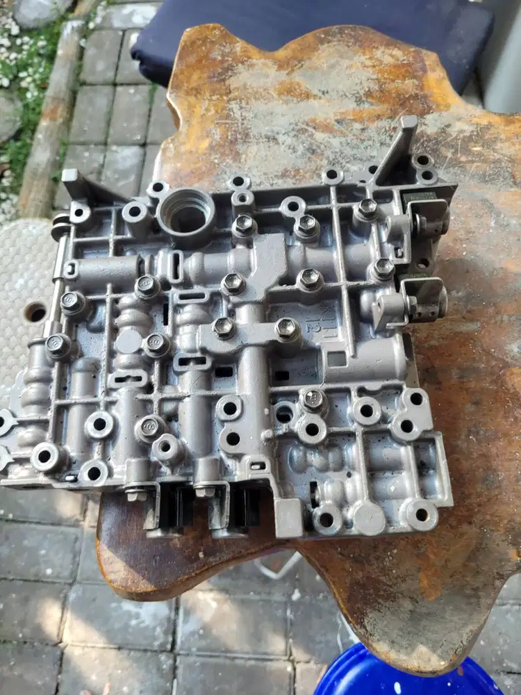 Body valve mobil toyota nav 1 original copotan mobil