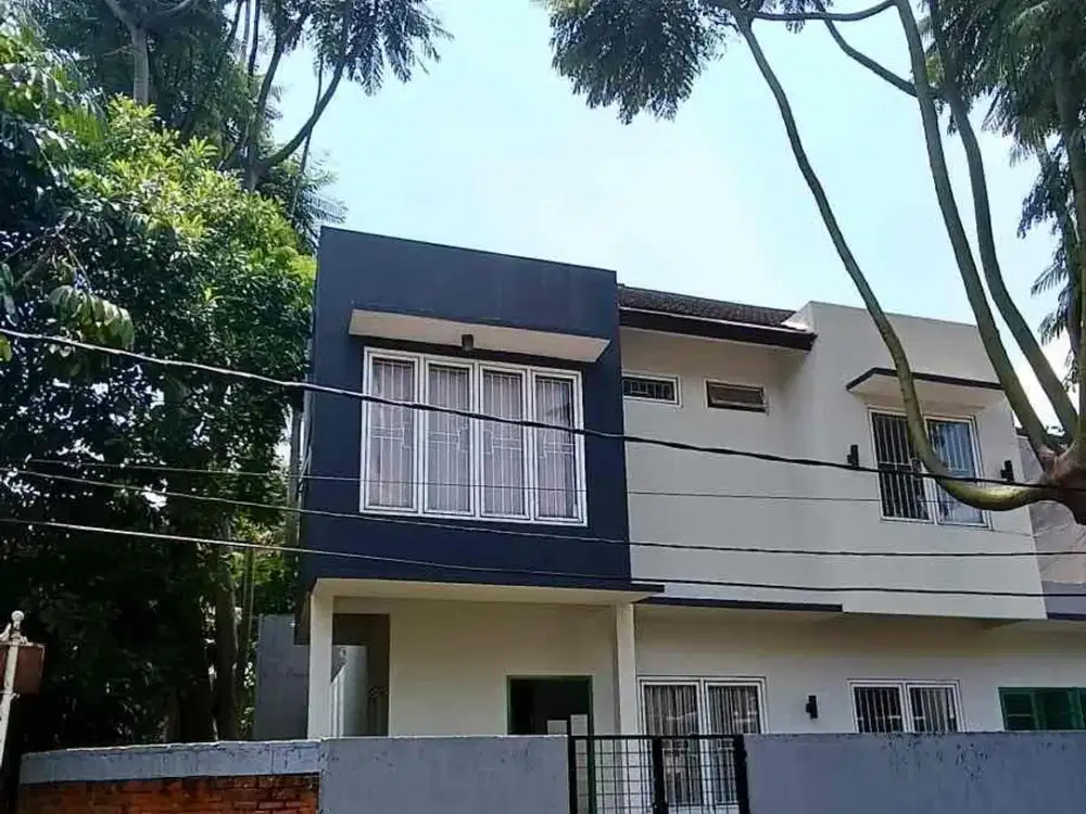 Di Jual Rumah Hoek Siap Huni Dekat Akses Tol Dan KRL Bintaro