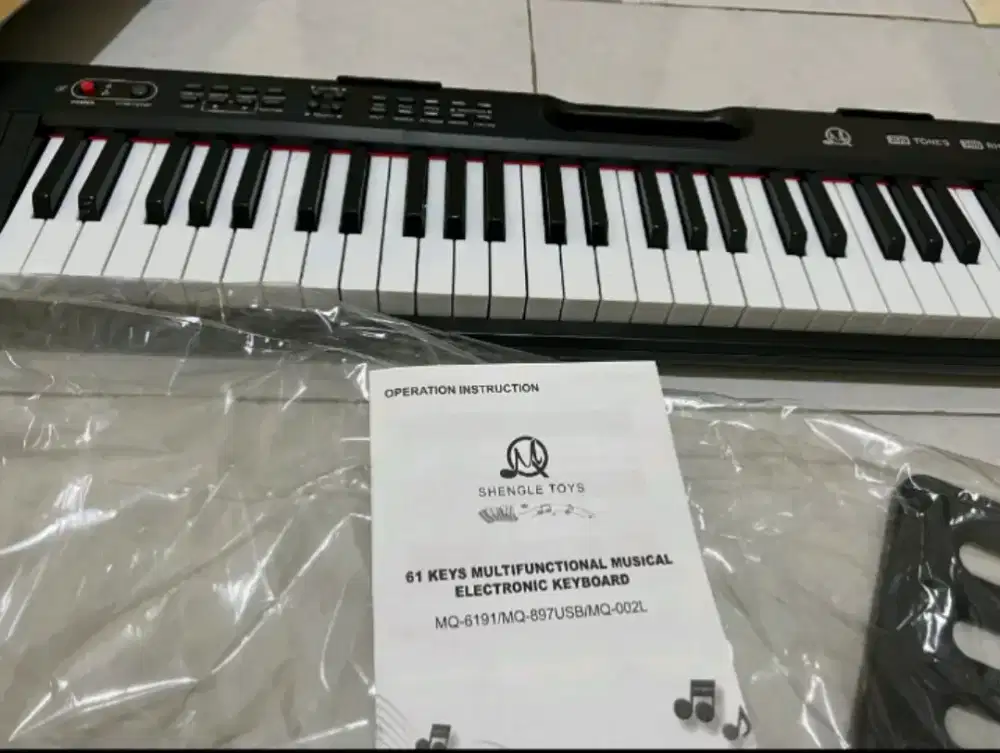 Piano BESTON electrik