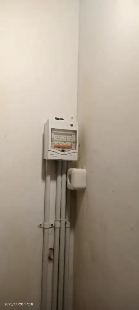 Tukang listrik bandung