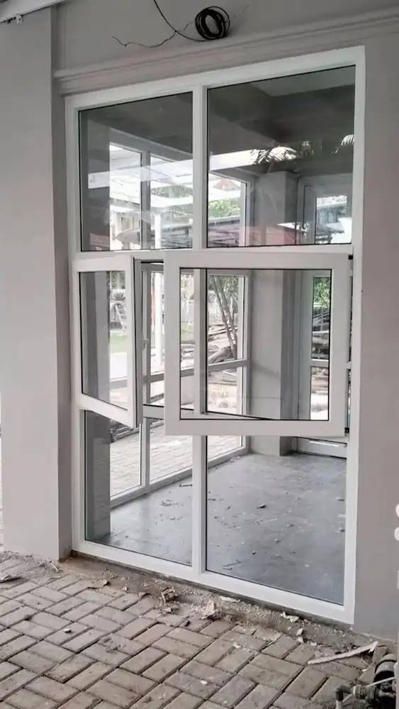 Pasang kusen UPVC jendela dan pintu berkualitas