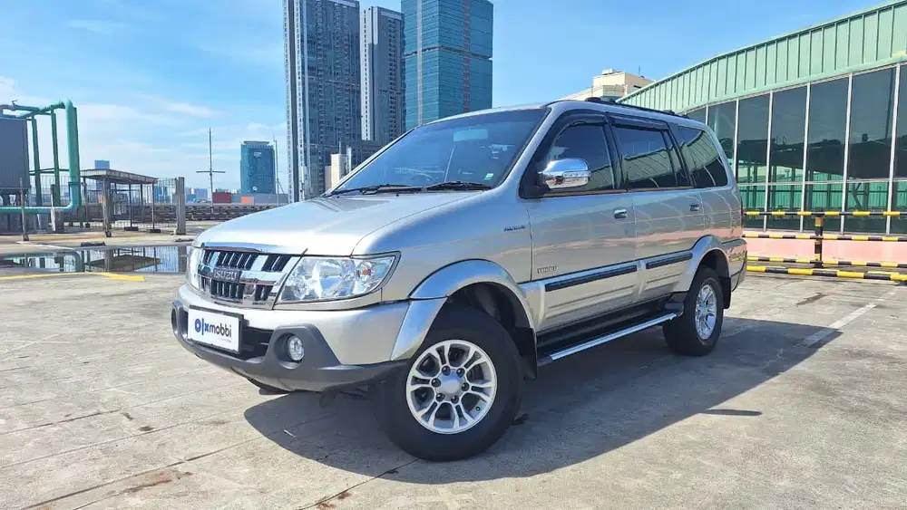 DP MURAH - Isuzu Panther 2.5 Grand Touring Solar-MT 2019