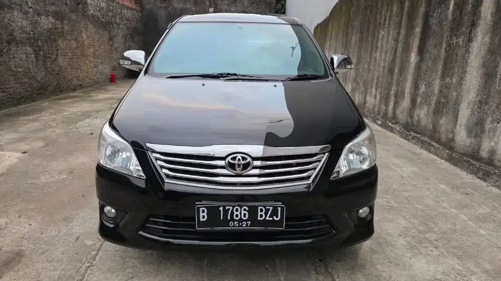 Innova 2.5 G manual 2012 pajak pjg bln 6/26 km 120rb record ban baru
