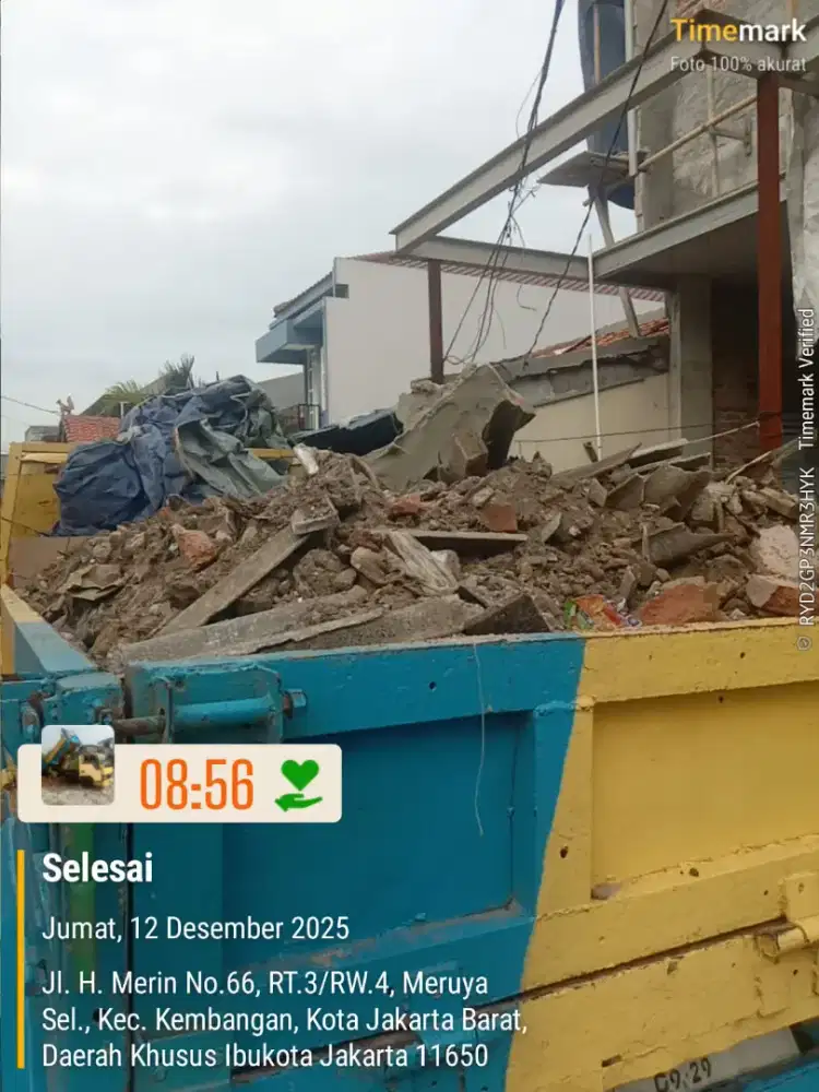 Jasa buang puing dan tanah