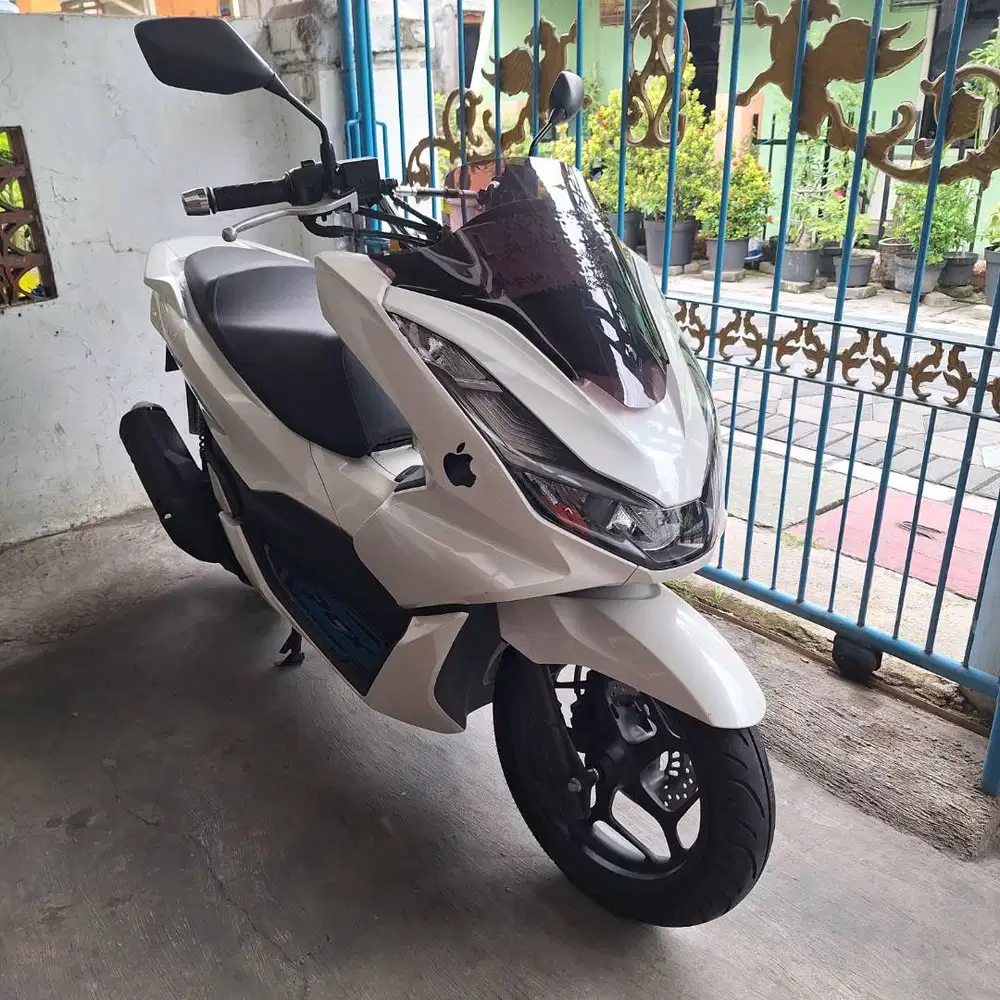 JUAL PCX CBS ISS 2023 Warna Putih Milik Sendiri Surat Lengkap