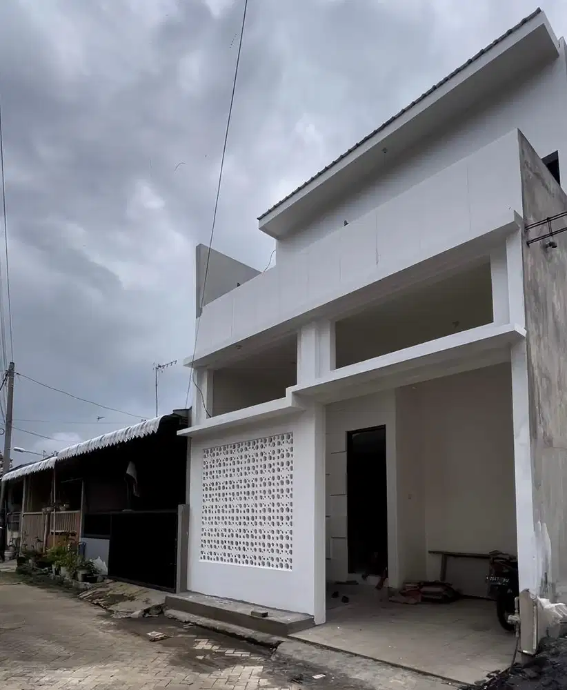 RUMAH ISTIMEWA GRESS BARU DI BANGUN