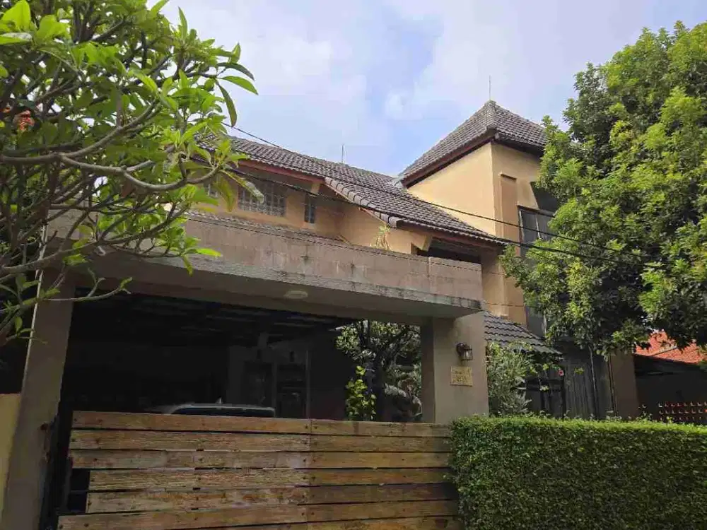 Dijual Rumah Cantik Di Setiabudi Regency