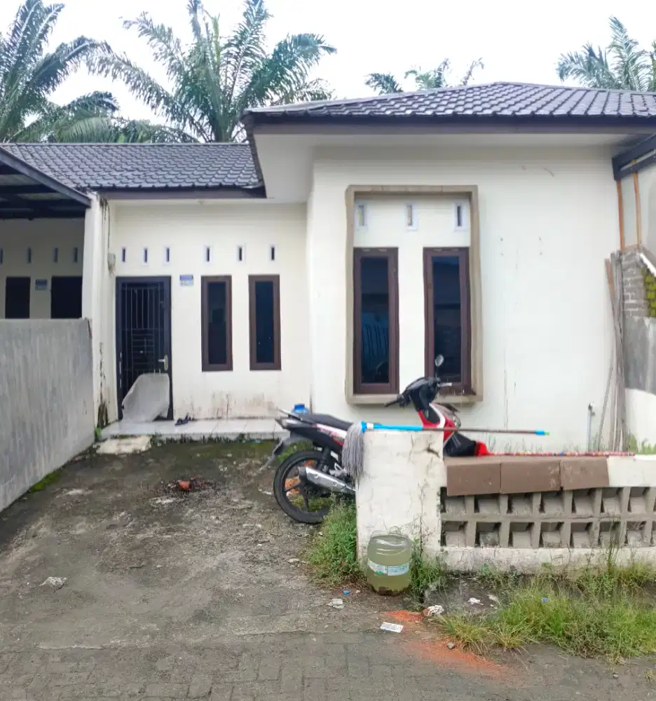 DISEWAKAN RUMAH DI BUANA 5 RESIDENCE