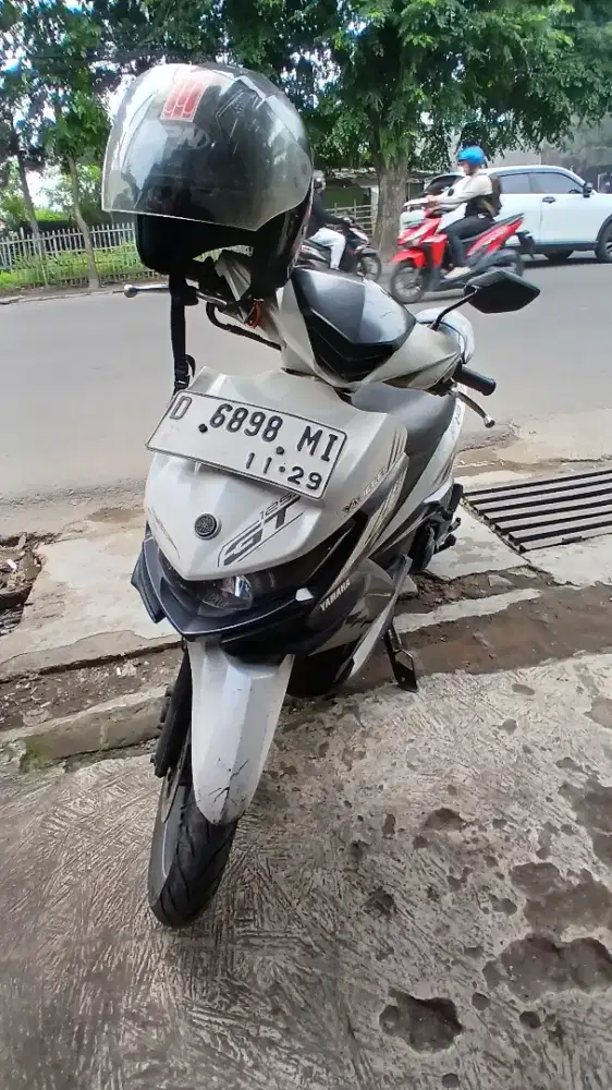 Yamaha Xeon GT 125 FI