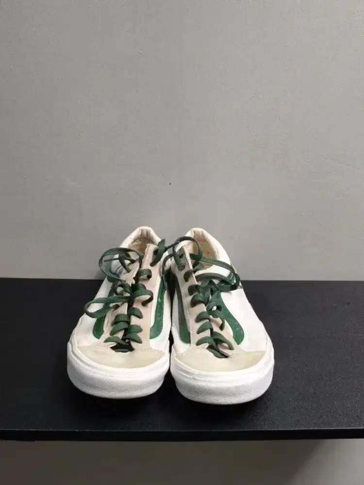 BUY 1 GET 2 SEPATU VANS DAN ADIDAS