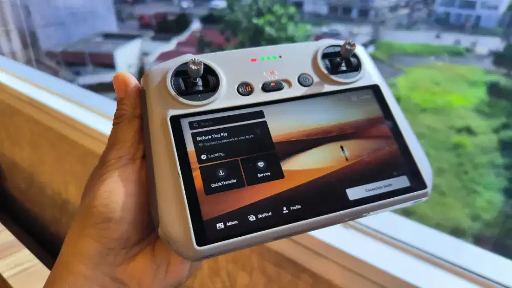 Remote DJI RC-1 LAYAR FUNGSI NORMAL, FISIK OK, AKUN UNBIND