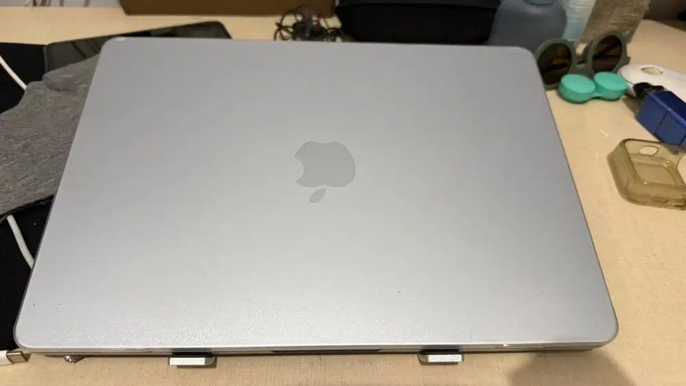 Macbook Air M4 24/512