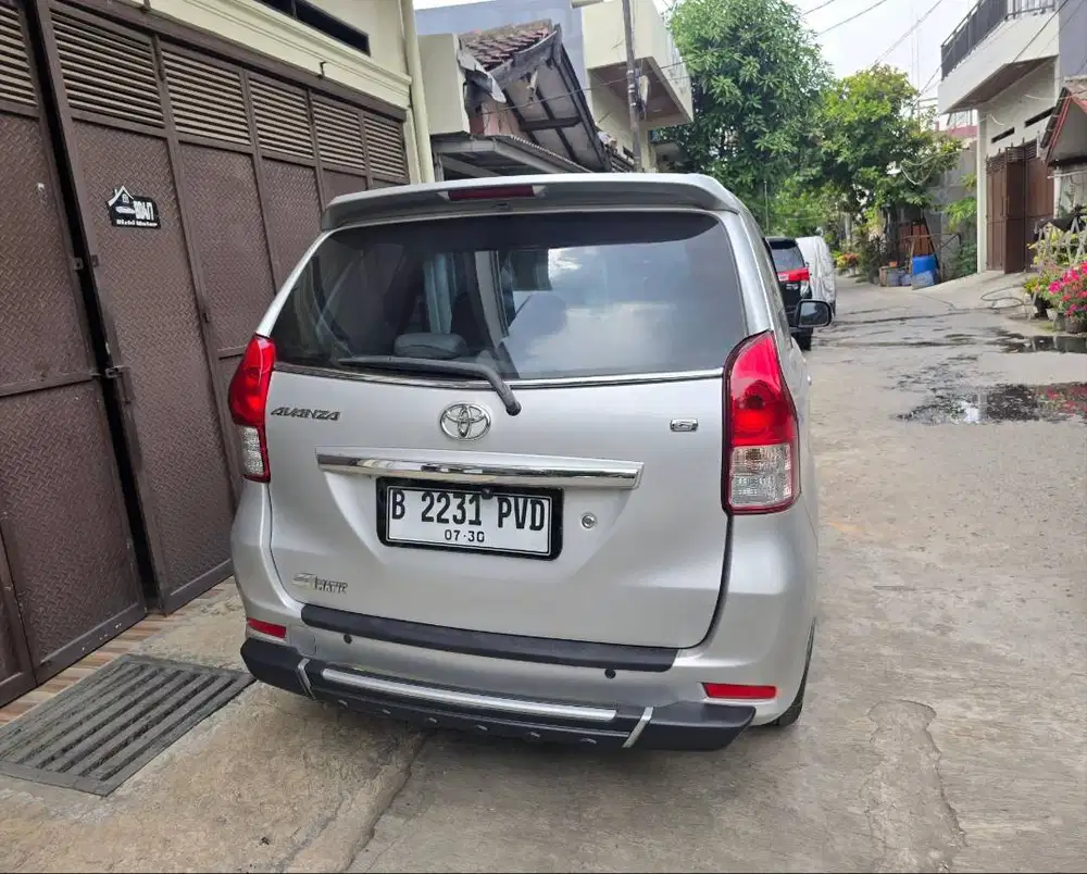 Toyota Avanza Avansa G Matic AT Tahun 2015 Silver , 2014