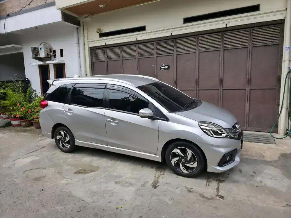 Honda Mobilio RS CVT Matic AT Tahun 2015 Silver , 2016