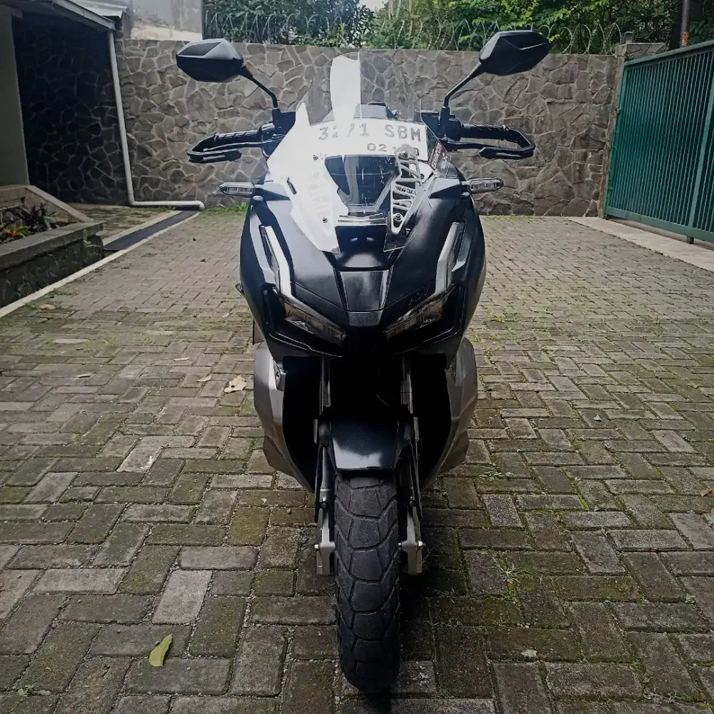 ADV 150 kondisi istimewa,Mulus,Low KM,siap TT