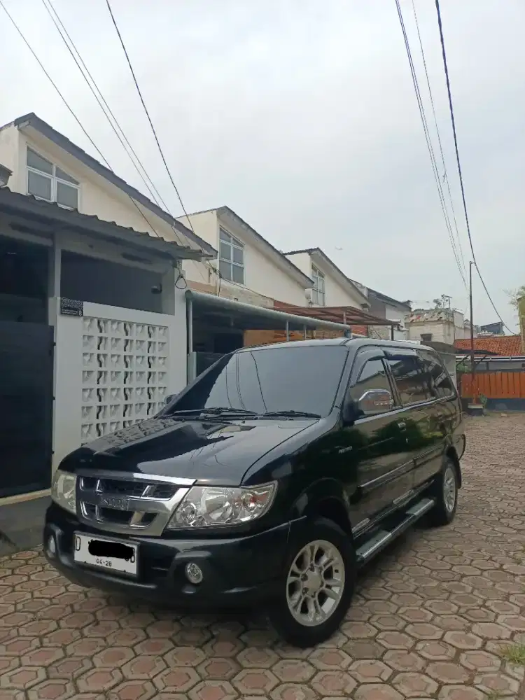 ISUZU PANTHER LS TURBO 2008 M/T