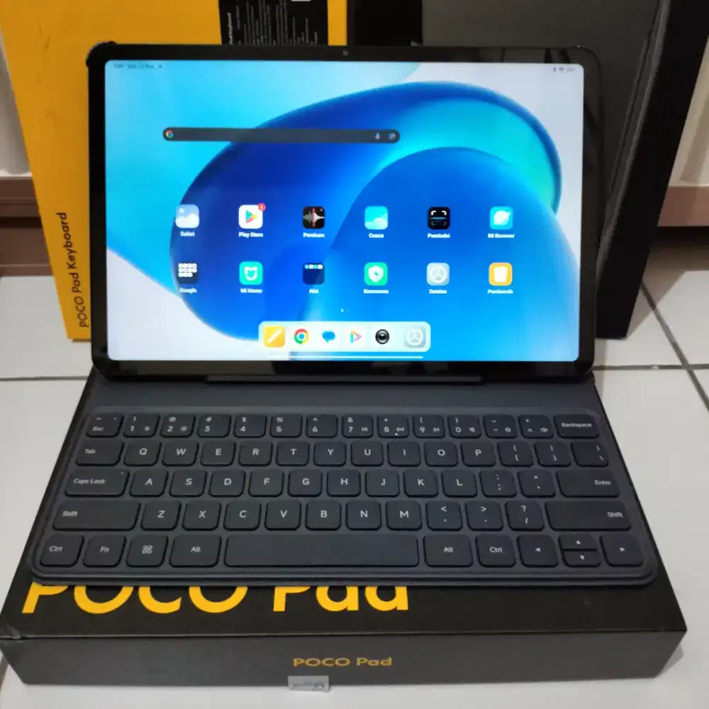 Pocopad 8/256gb keyboard fullset Original