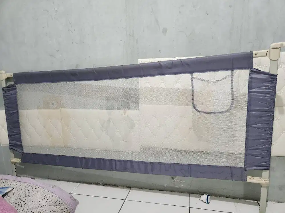 Pagar Bayi untuk Ranjang