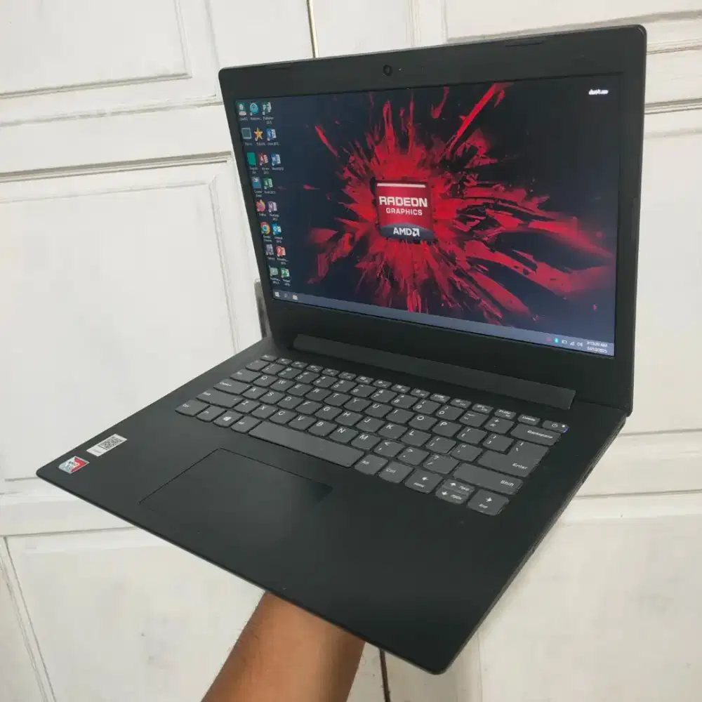 Lenovo Ideapad 130 AMD A9 9425 DDR4 VGA Radeon R5