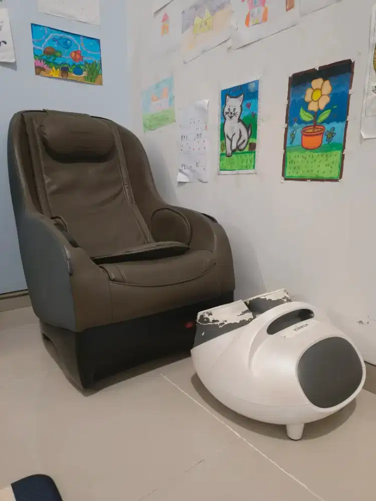 Kursi pijit + kaki pijit advance