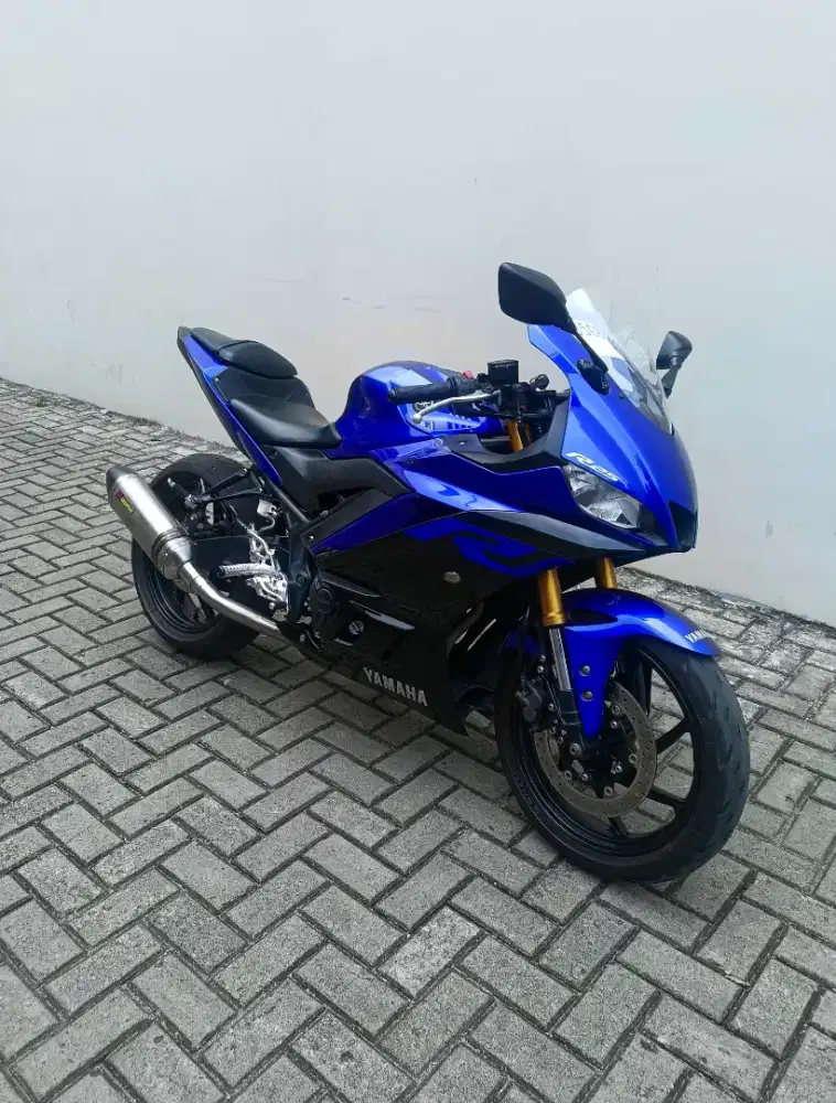 Di jual Yamaha R25 V2 2018
