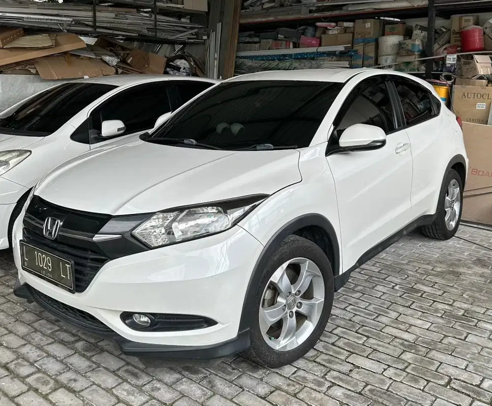 Mobil bekas Honda Hr-v th 2015 S-CVT