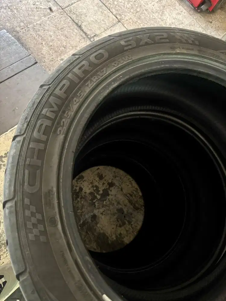 Champiro SX2 225.45.17