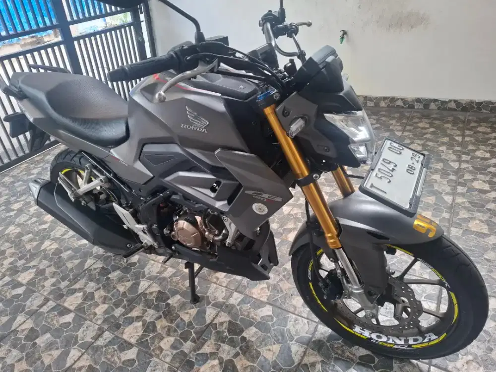 Km18rb pajak 8/2026, honda CB 150 R CW DD 2024 CB150R CB150 R CB 150R.