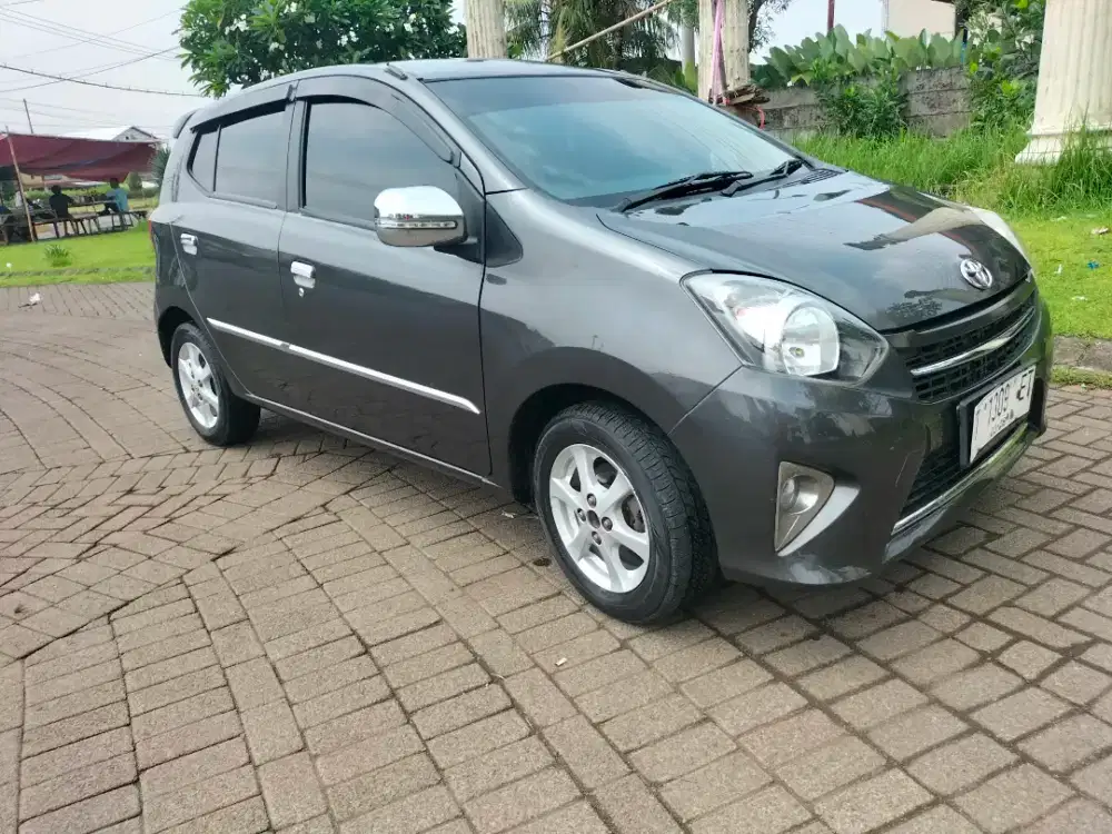 Bismillah, dijual Toyota Agya milik pribadi