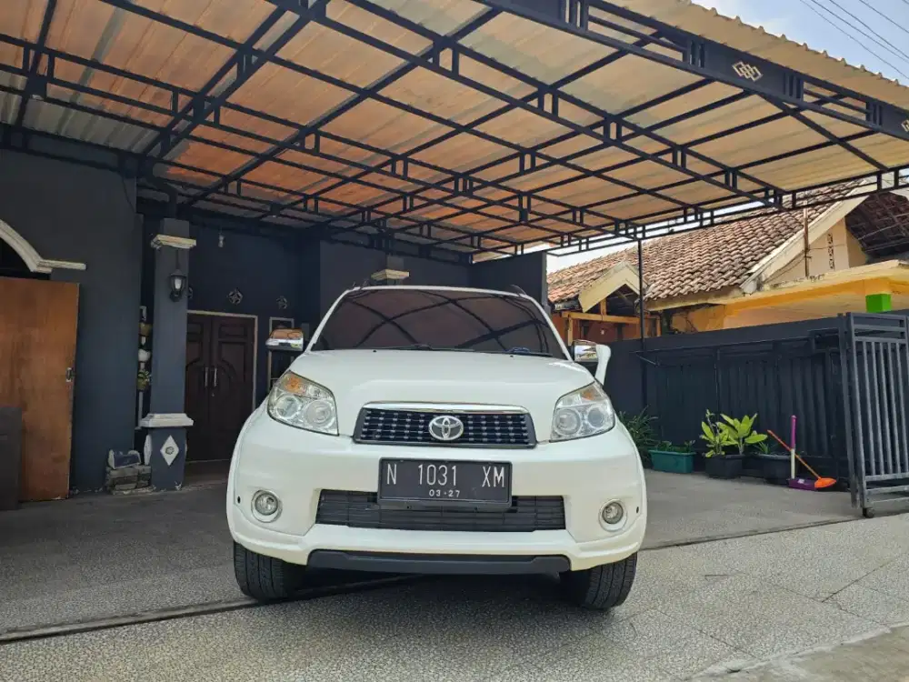 Toyota Rush Tipe S A/T 2011